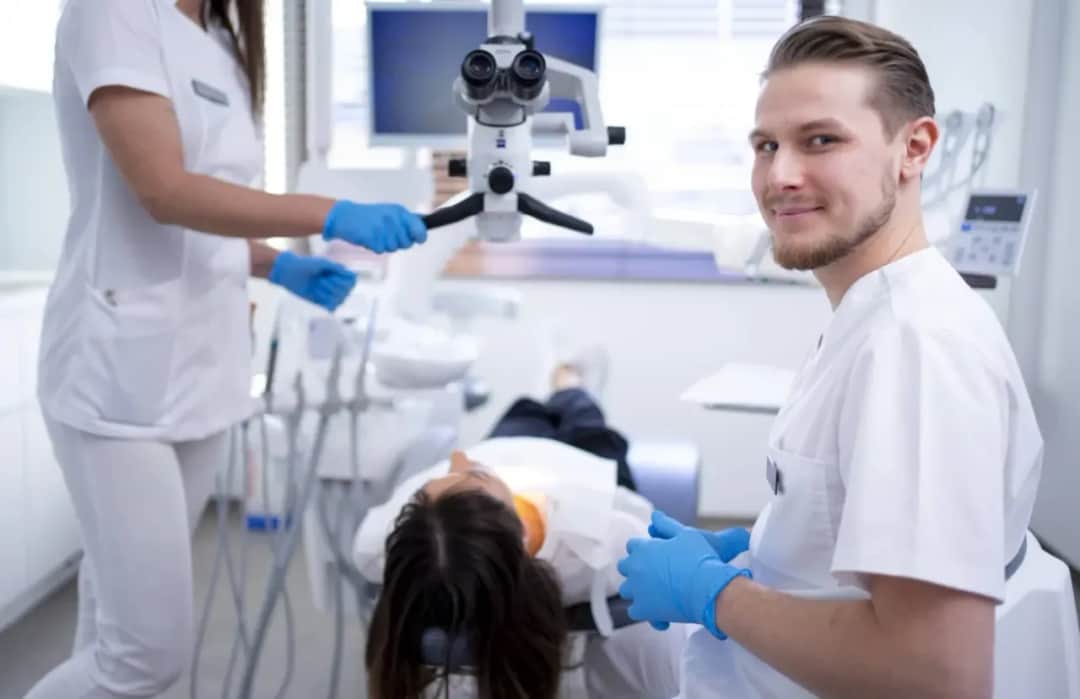 Czy znieczulenie u dentysty jest szkodliwe? Odkryj prawdę o ryzyku